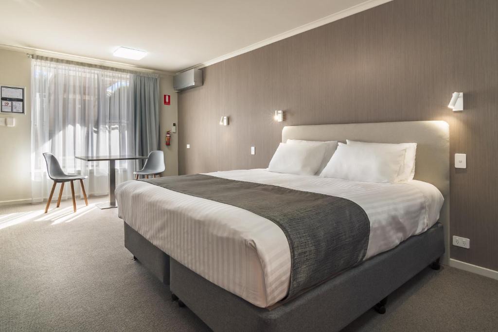 East Devonport Hotel | Argosy Motor Inn