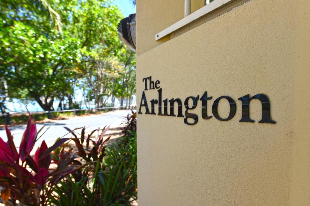 Clifton Beach Apartment | Arlington Apartments