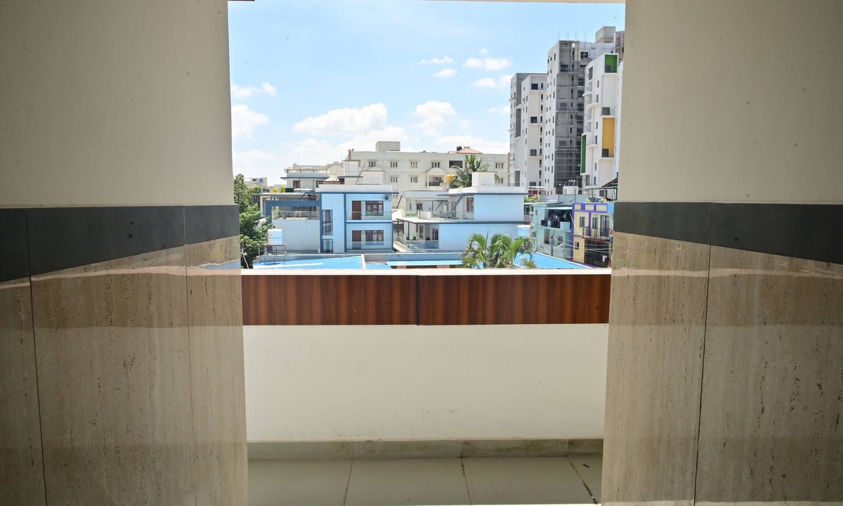 Palm Meadows Hotel | Aura 67 Homes