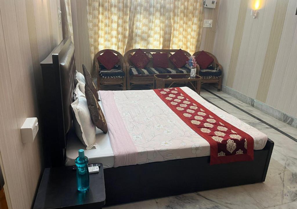 Varanasi Hotel | Baba Paying Guest House