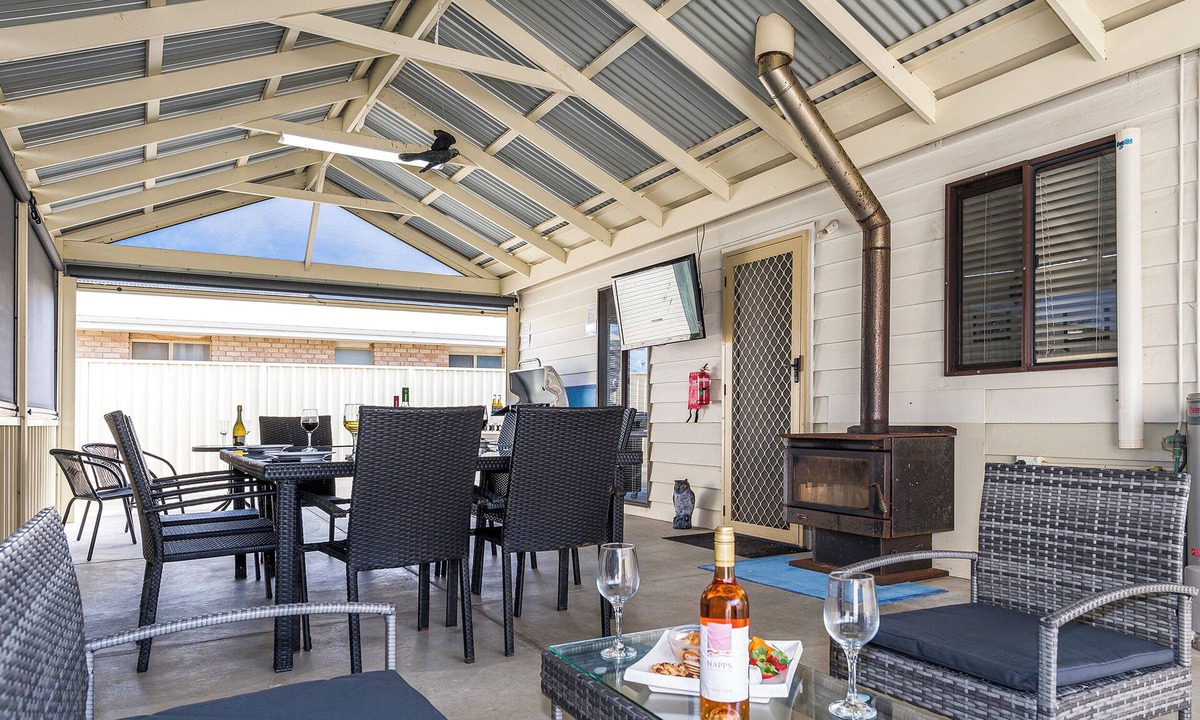 Lancelin House | Back Beach In - Coastal Comfort at its best.