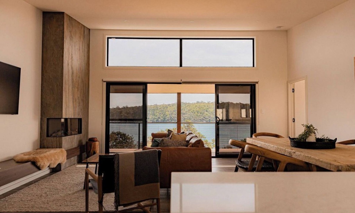 Akaroa House | Bambara | Luxury Beachfront Escape Private Path