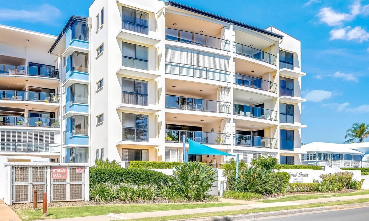 Bargara Apartment | Bargara Coastal Escape – Modern 3 Bedroom Penthouse with Sea Views