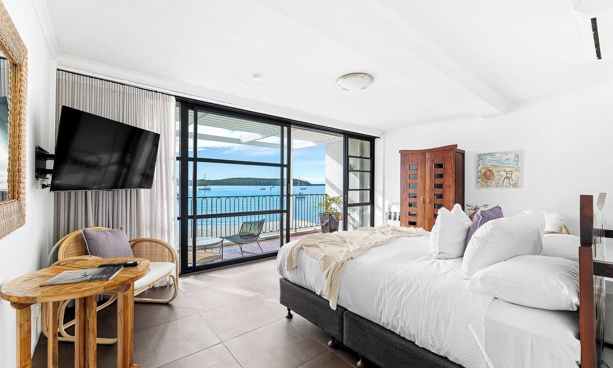 Batemans Bay Hotel | Bay Breeze Boutique Accommodation