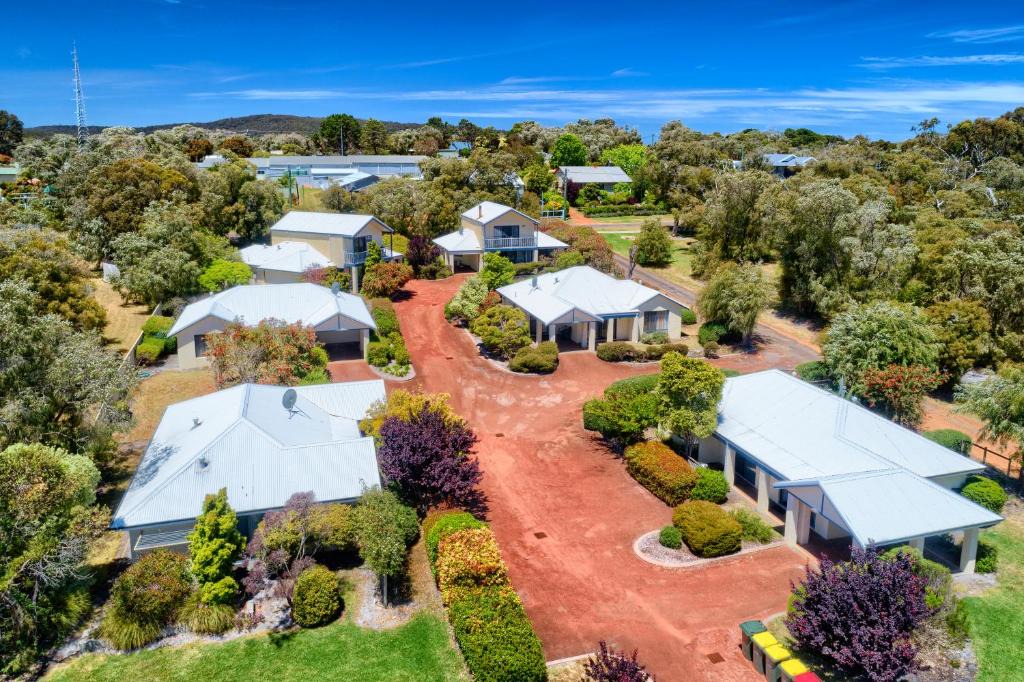 Walpole House | Bayside Villas