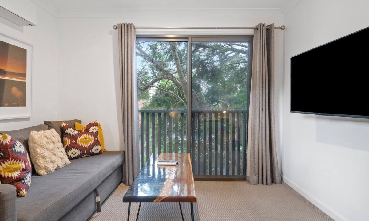 Bondi House | Beach Days & Bondi Ways Getaway on Watson