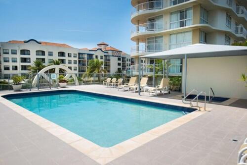 Coolangatta Hotel | Beachcomber International Resort