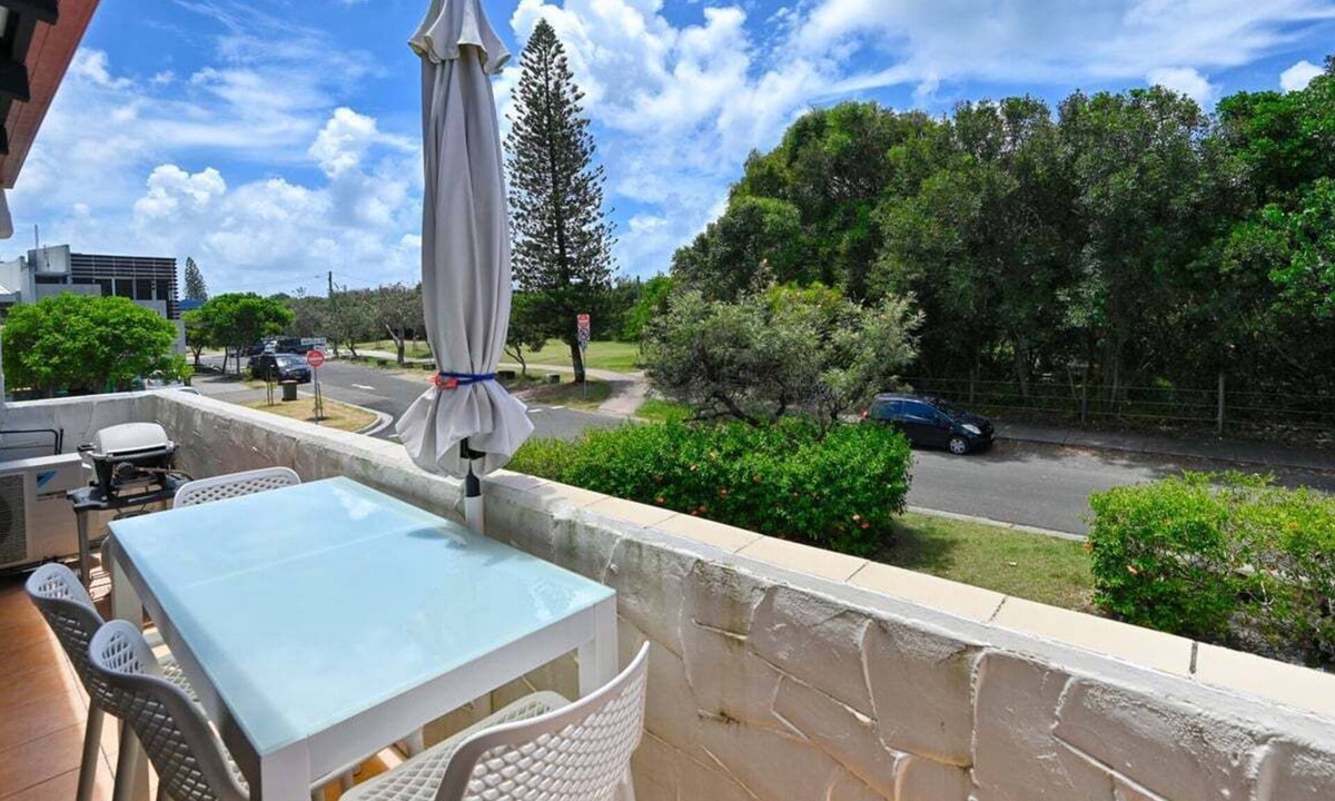 Marcoola Resort | Beachfront 1BR + Loft. Bliss. Surf-Café-Escape