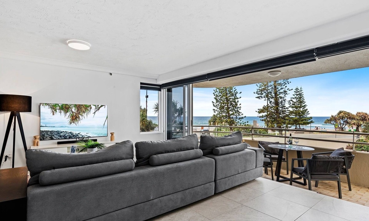 Gold Coast Apartment | Beachfront Escape Zenith - Ocean Views, Pool, Spa