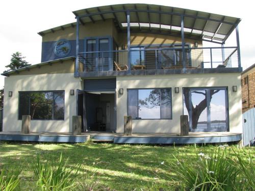 Shoalhaven Heads House | Beachfront Seagulls on Shoalhaven