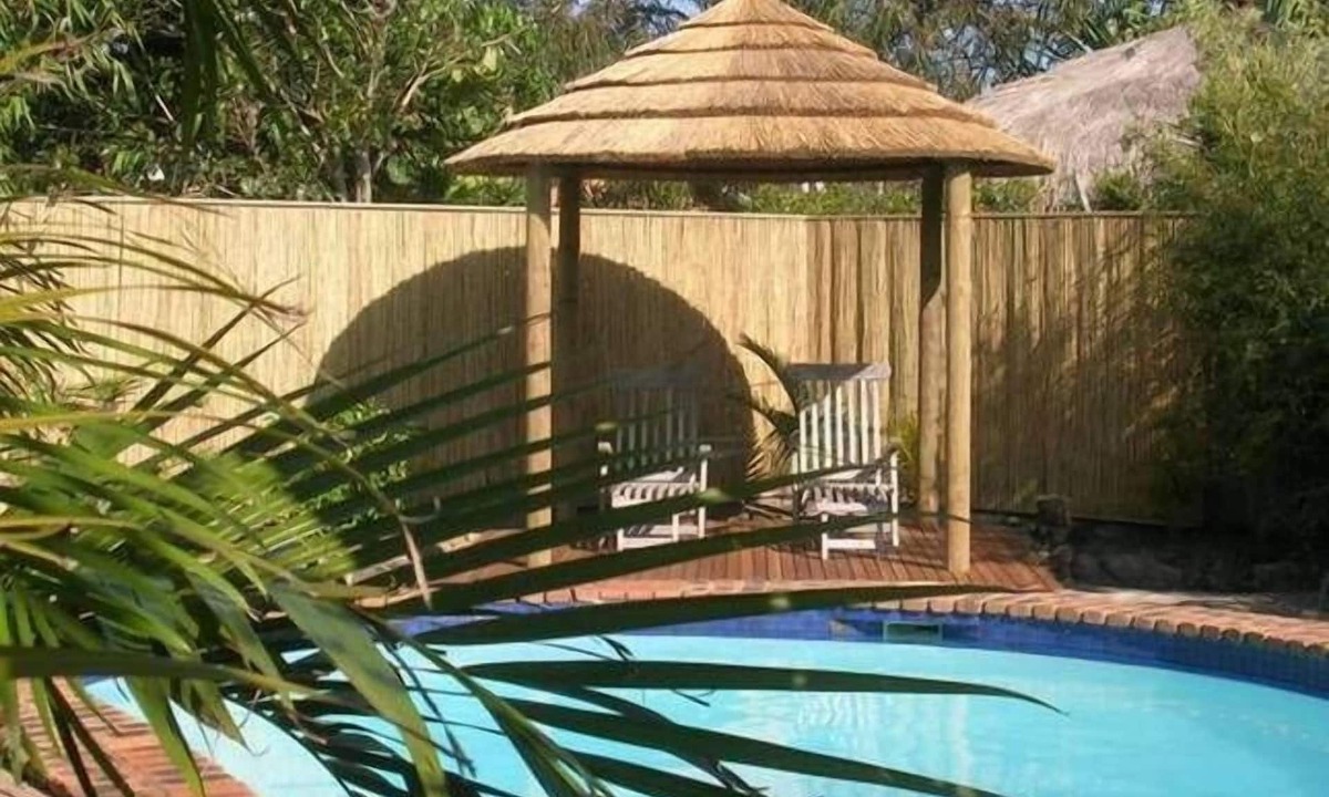 Suffolk Park House | Beachshore Byron Bay - Cozy Beachhouse with pool close to Tallows Beach