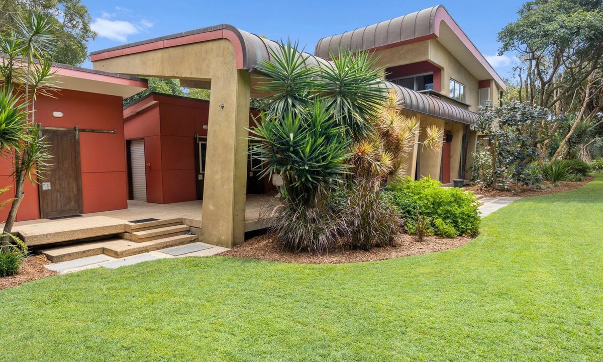 Casuarina House | Beachside Bungalow Casuarina - Pet-friendly
