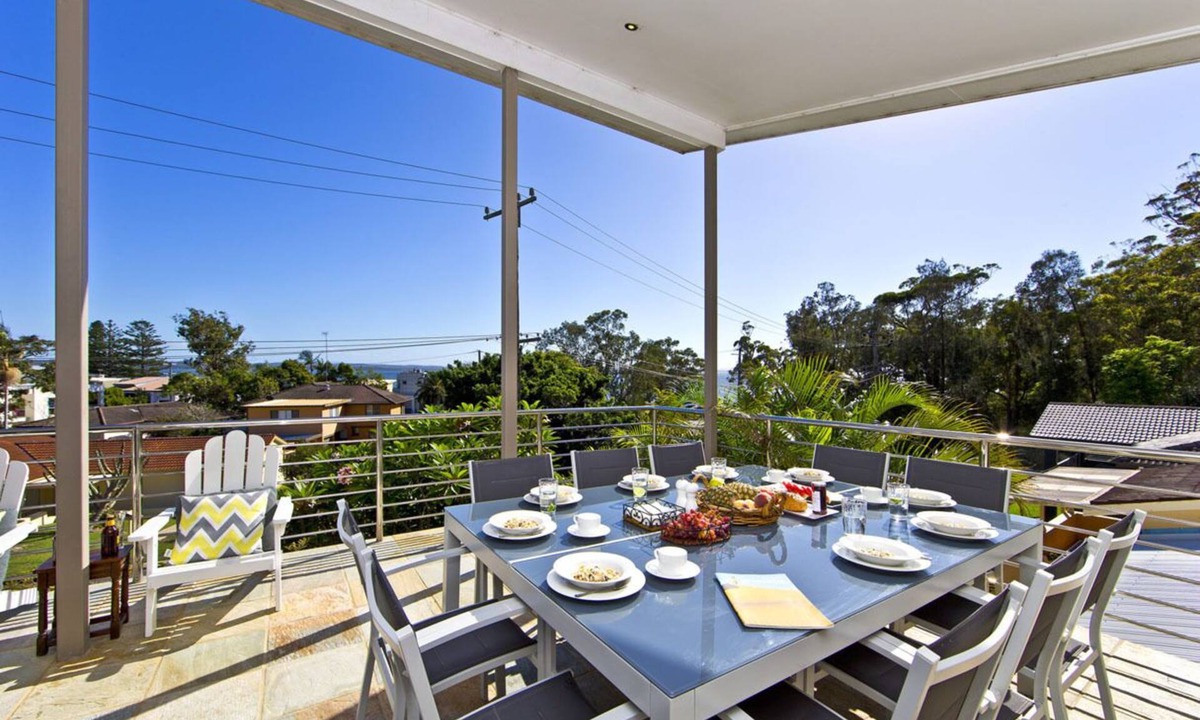 Corlette House | Beachside Haven - Your Perfect Oasis Home