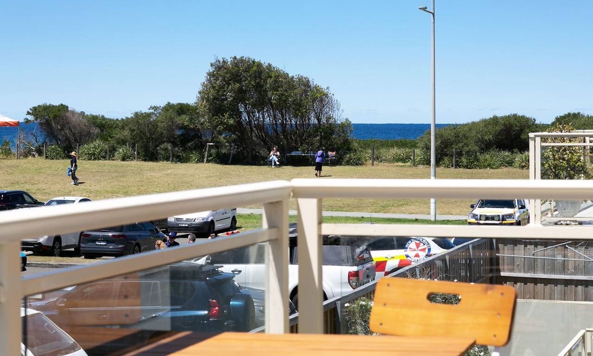 Warilla Apartment | Beachside Nook @ Warilla - Next to Warilla Beach