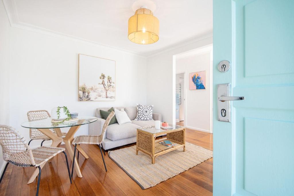 Parkdale House | Beachside Vibes 2 min stroll to Parkdale Beach