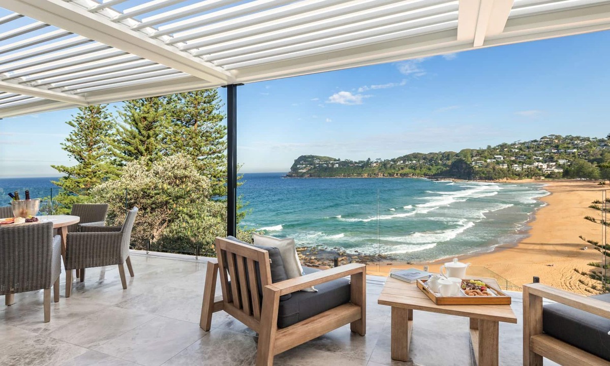 Whale Beach House | Beachside Whale Beach by TCC