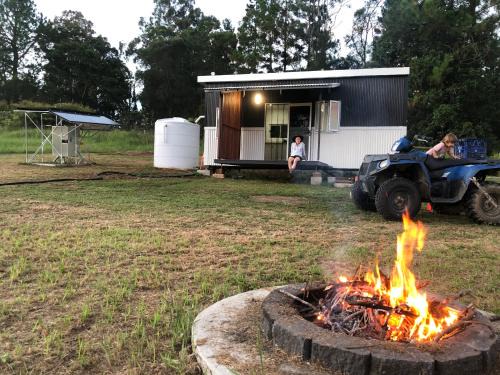 North Deep Creek House | Bee Farm Off-Grid Tiny Home Stay