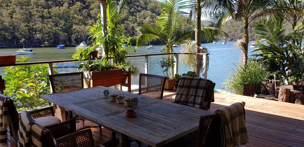 Berowra Waters House | Berowra Waters Retreat - sensational entertainment area, fire pit & spa
