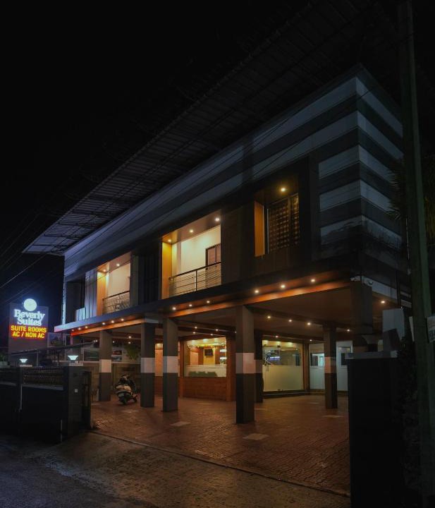 Sulthan Bathery Hotel | BEVERLY SUITES