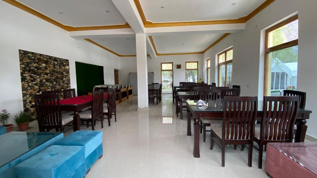 Hunder Other | Bitu Samatha Camp