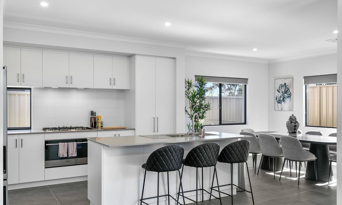 Dianella House | Bloom Brick A Sepal Stay