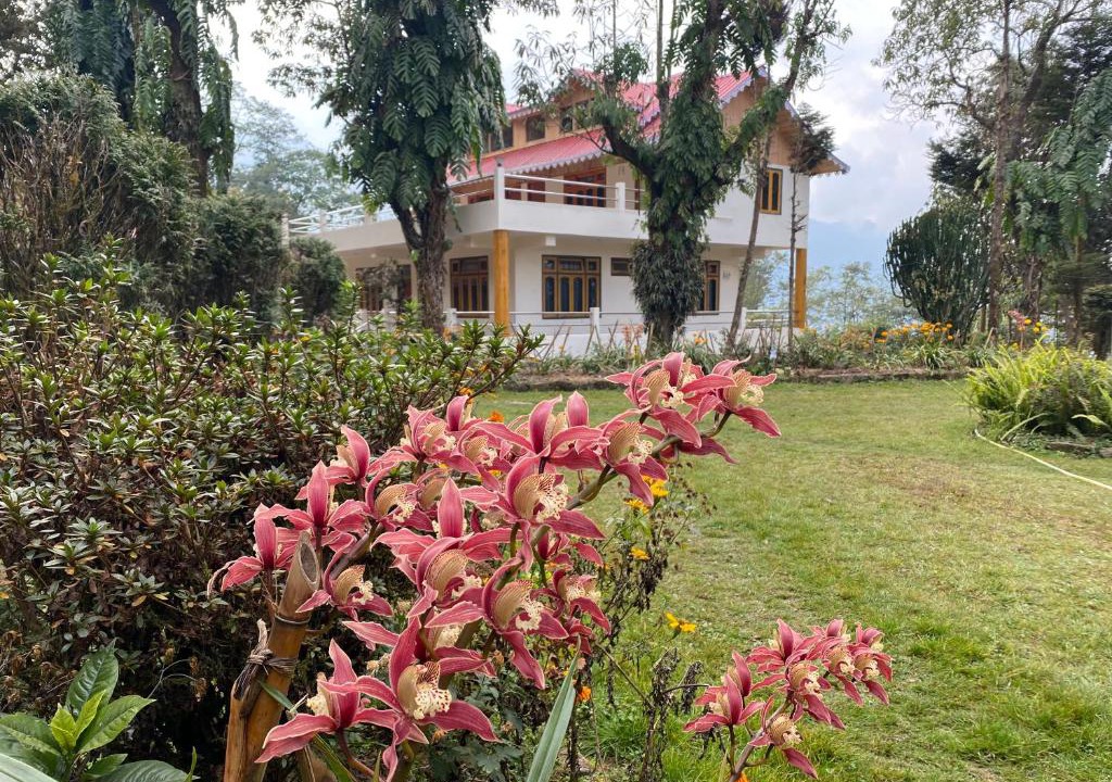 Darjeeling House | Bloomfield Farmhouse and Eco-Resort