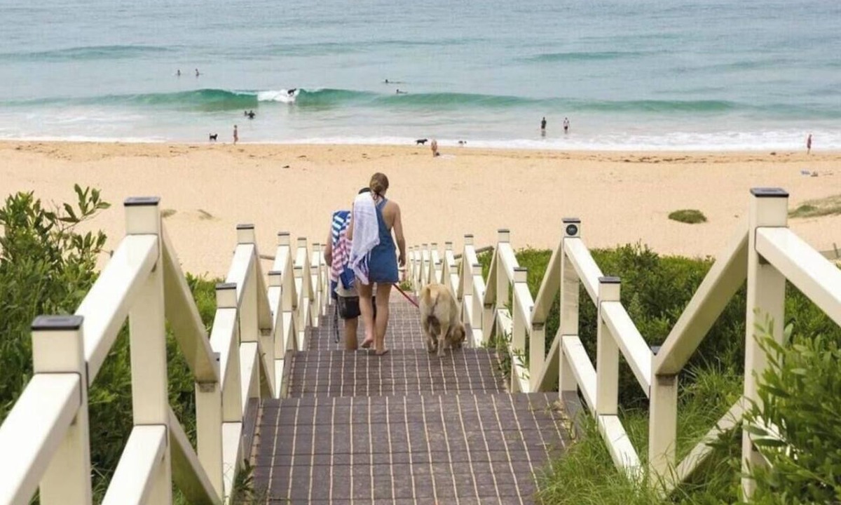 Shelly Beach House | Blue Belle - Walk to Beach, Golf & Cafe`s, slps 7