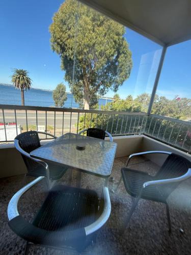 Crawley Apartment | Blue Boat House View