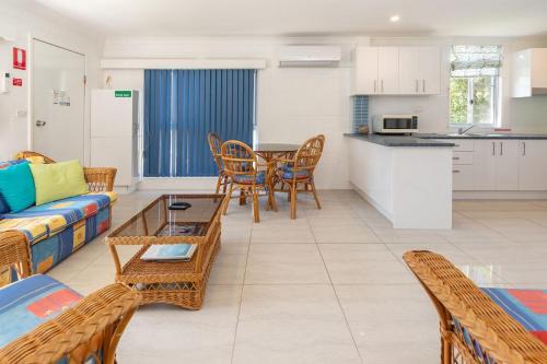 Blueys Beach Villa | Blueys Beach Villa Manyana 14