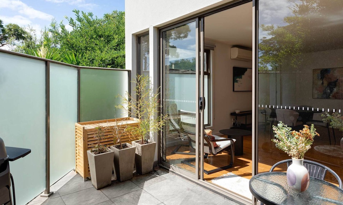 Hampton Apartment | BOUTIQUE STAYS - Faraday