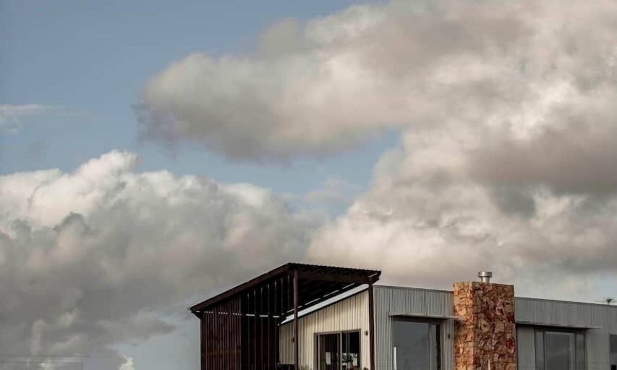 Myrup House | Box Hill Esperance CABIN YORK