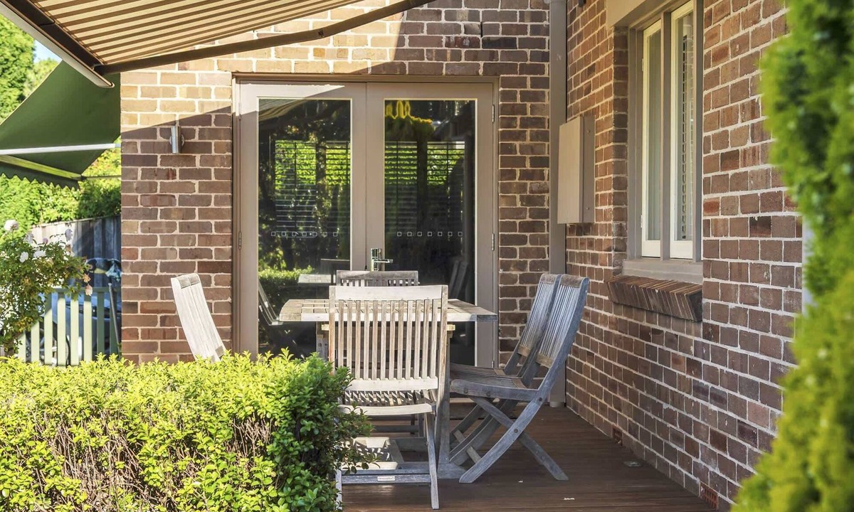 Bowral House | Bradman View | Bowral Garden and Fireplace Retreat