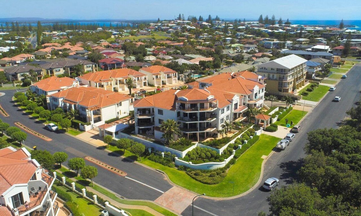 Yamba Apartment | Breakers Block 2 Unit 11 - Lifestyle Yamba