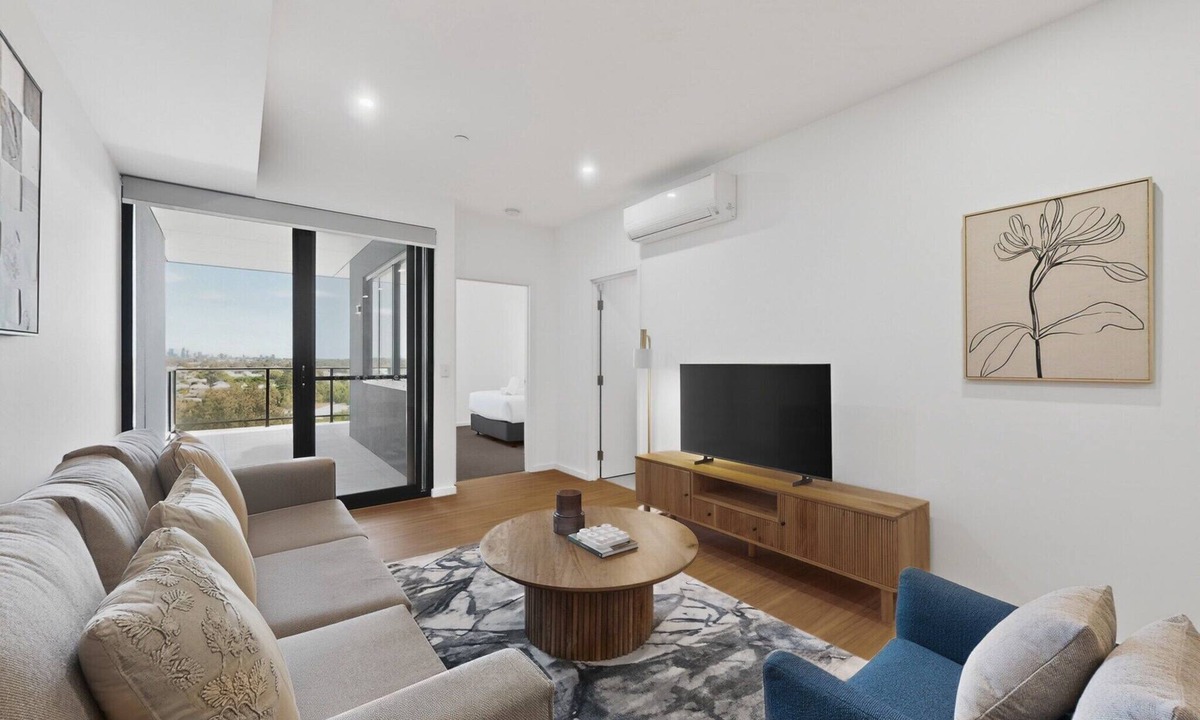 Cannington Apartment | Bright Newly 2 Bed Apartment with Balcony Views