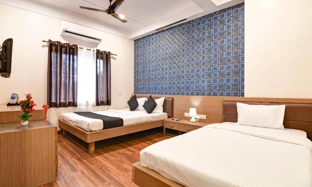 Sector V Hotel | Brill Maner Residency