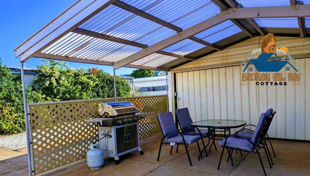Broken Hill House | Broken Hill Inn Cottage