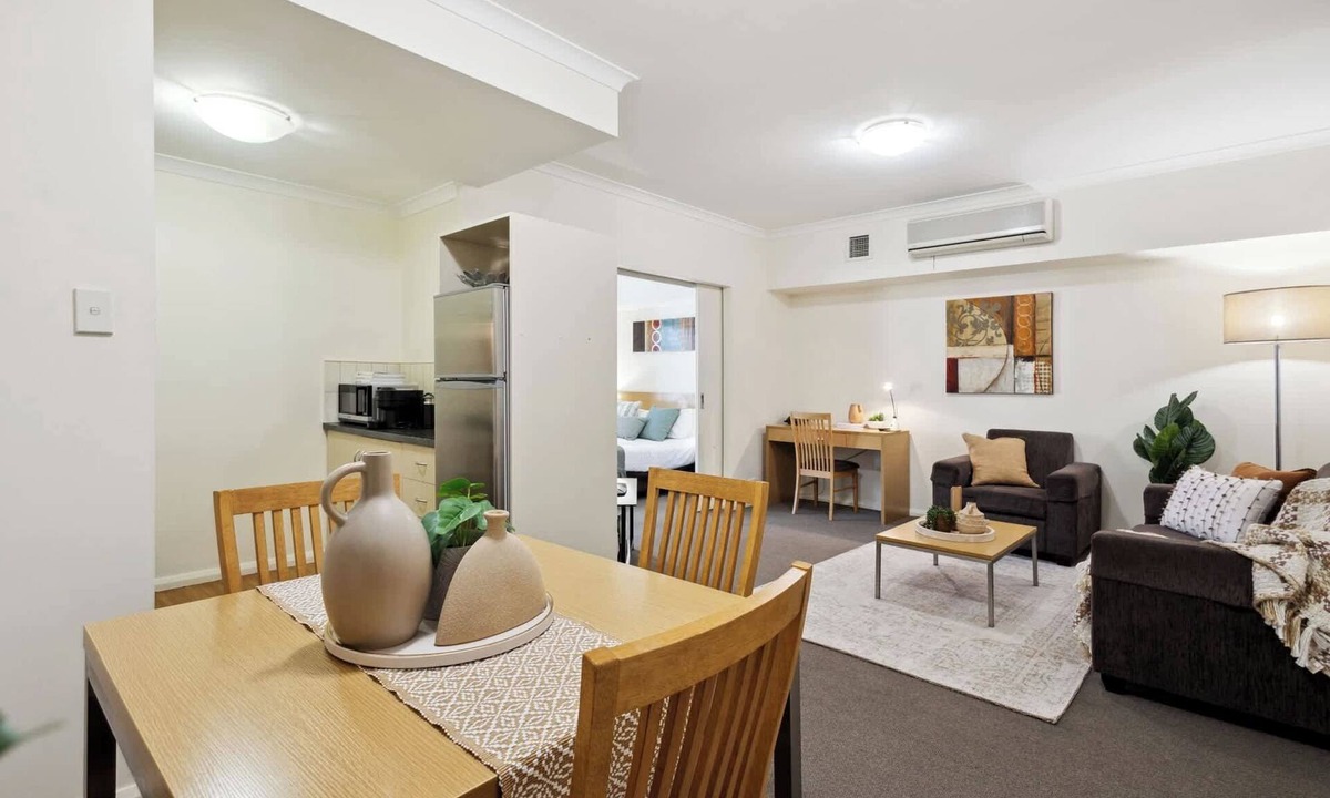 Northbridge Apartment | Budget-Friendly Perth 1BDR Apt