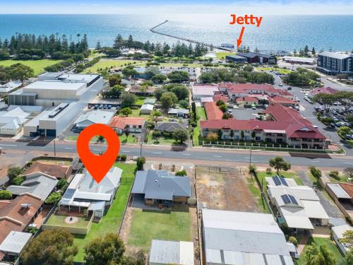 Busselton House | Busselton Central Accommodation