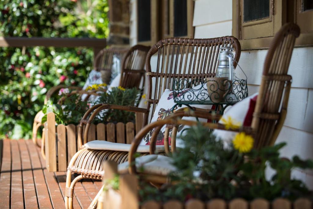 Warburton Bed & Breakfast | Buttercup Hill