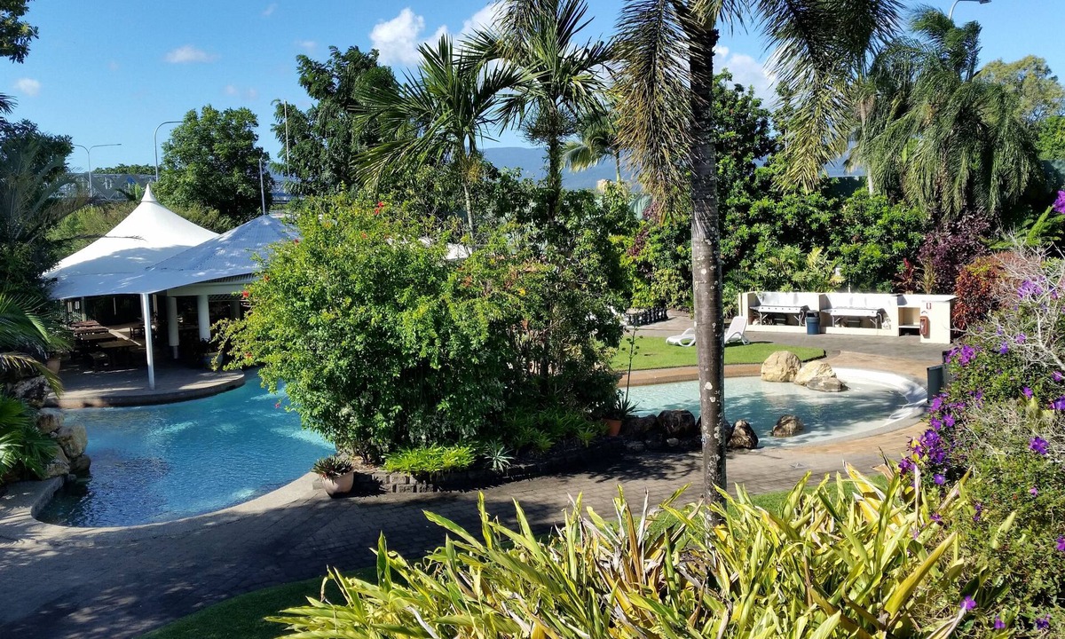 Woree Apartment | Cairns Gateway Resort