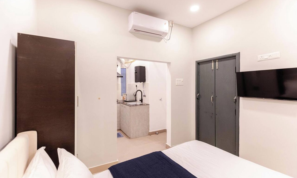 Shyambazar Apartment | Calcutta Haven by Jadecaps Shyambazar 2BK