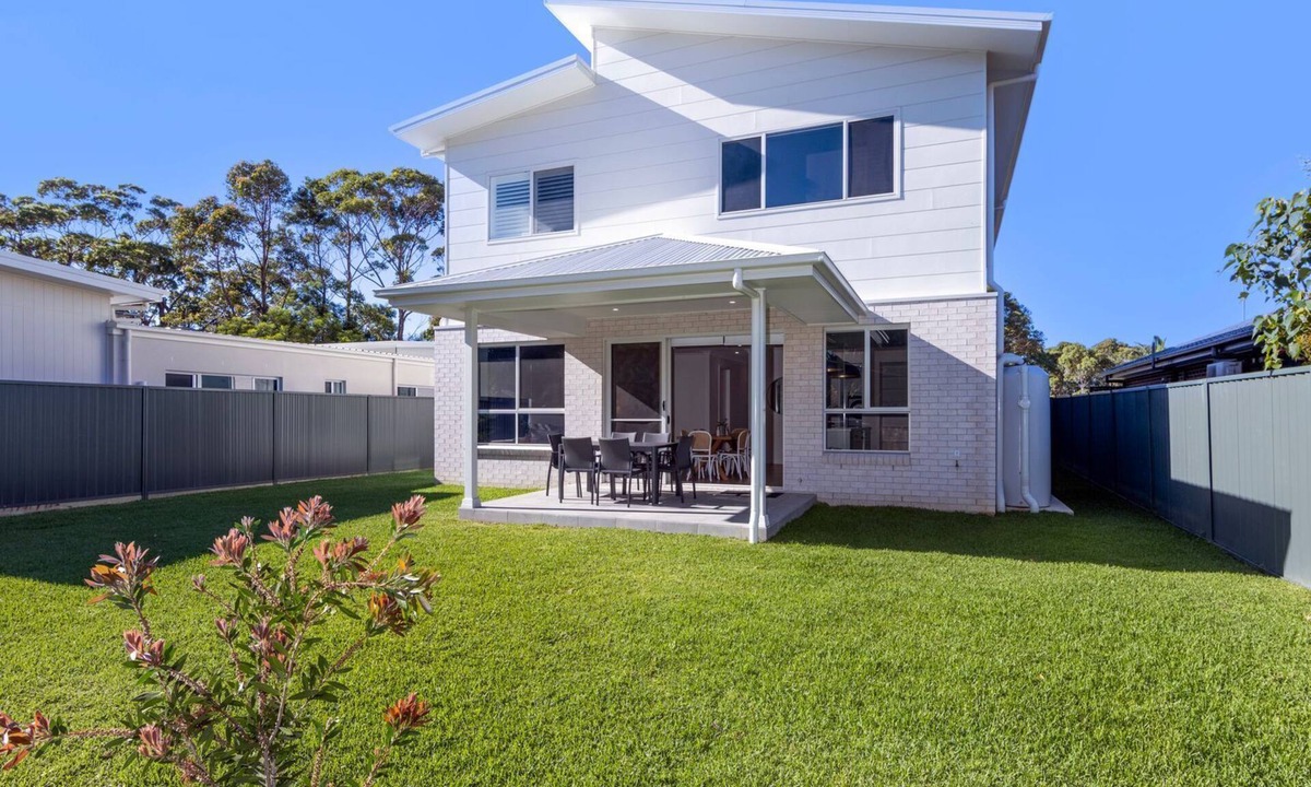 Callala Bay House | Callala Chill Jervis Bay - Short Walk to Creek