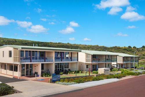 Yallingup Apartment | Canal Rocks Beachfront Apartments