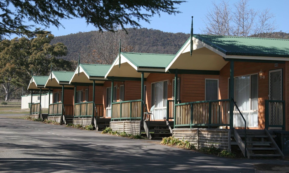 Watson House | Canberra Carotel Motel