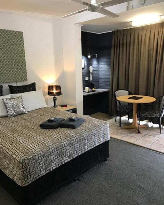 Gin Gin Hotel | Central Motel Gin Gin