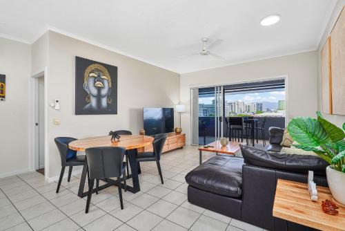 Cairns Apartment | Central Two-Bedroom Apartment with City Views