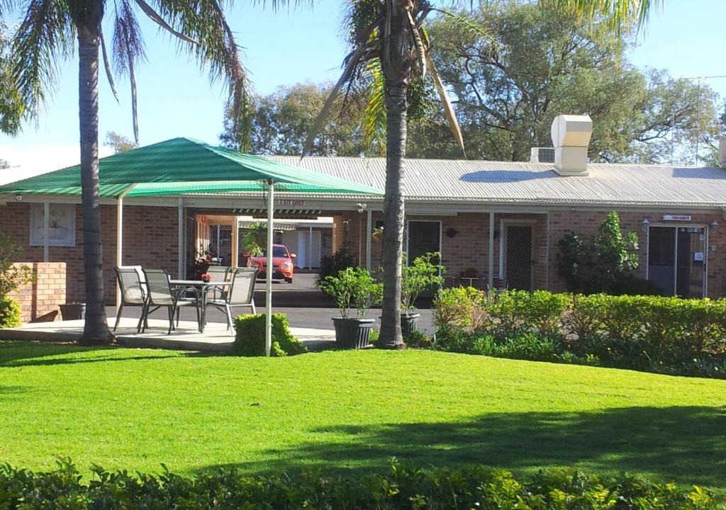 Charleville Hotel | Charleville Waltzing Matilda Motor Inn