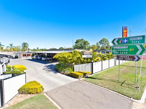 Richmond Hill Hotel | Charters Towers Motel