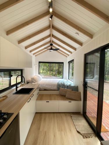 Peachester Villa | 'Chartreuse' Tiny Home on Green Valley Fingerlime Farm