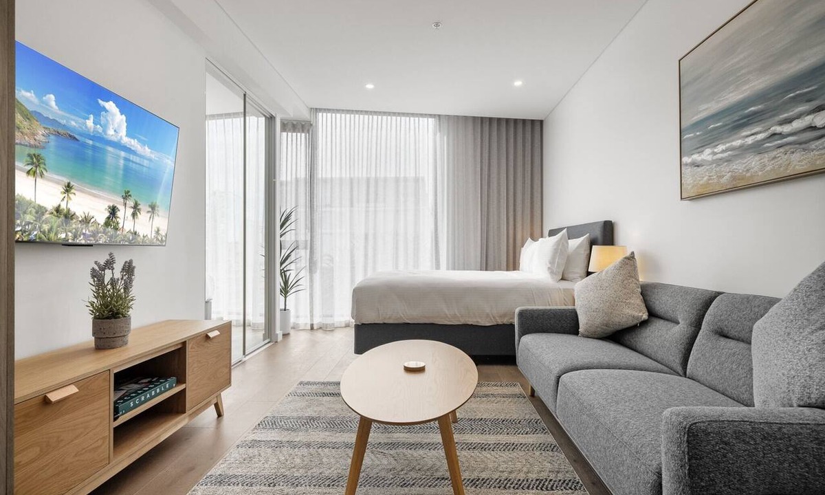 North Fremantle Apartment | Chic Studio Stay Near Cafés and Coastline